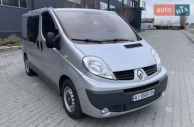 Вантажопасажирський фургон Renault Trafic 2011 в Києві