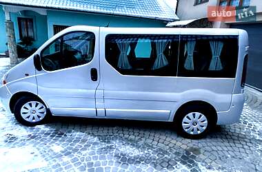 Минивэн Renault Trafic 2005 в Надворной