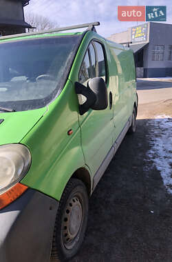 Вантажний фургон Renault Trafic 2005 в Рівному