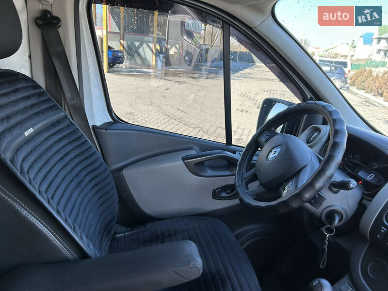 Вантажний фургон Renault Trafic 2018 в Хмельницькому