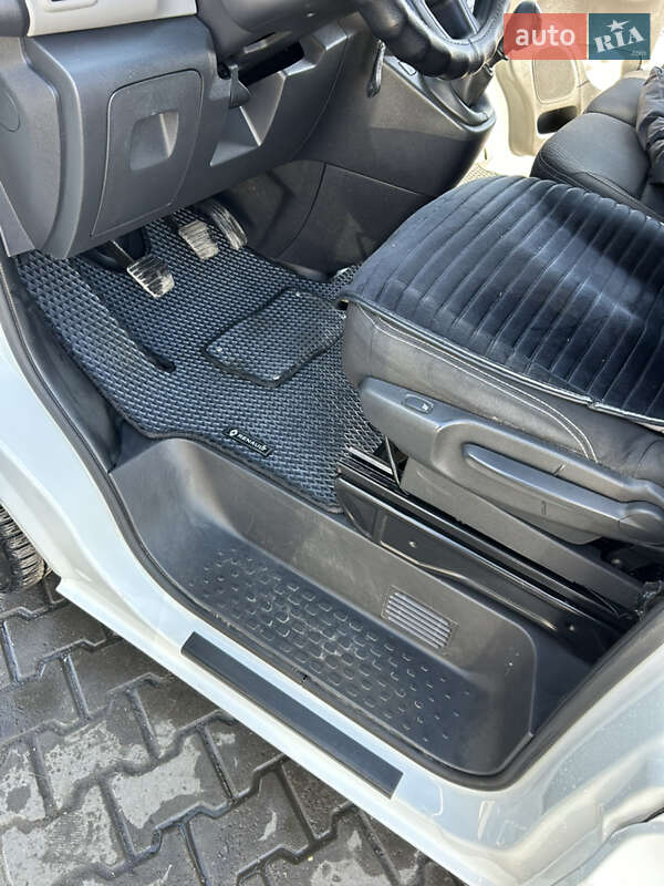 Вантажний фургон Renault Trafic 2018 в Хмельницькому