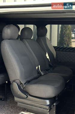 Минивэн Renault Trafic 2015 в 