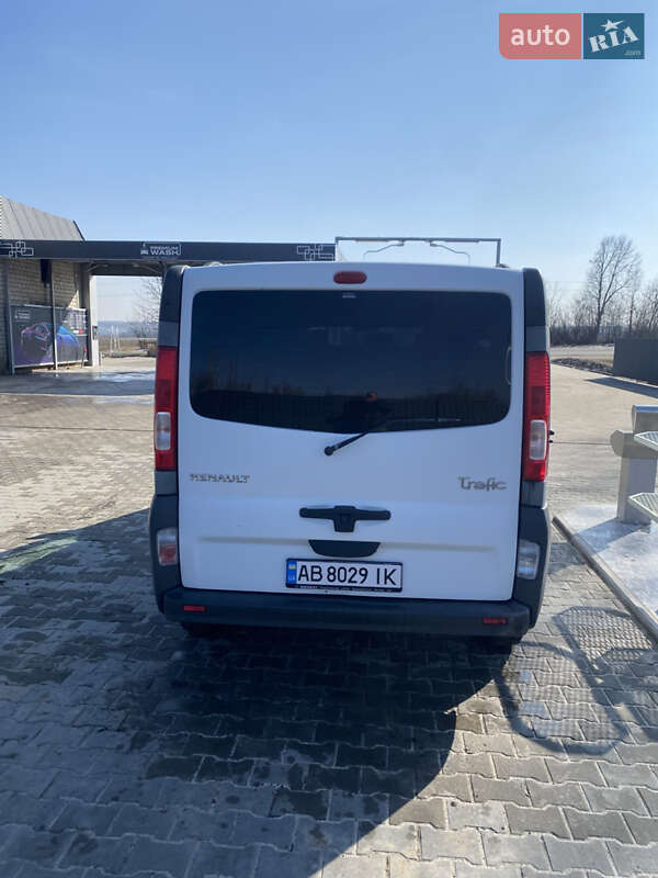 Вантажний фургон Renault Trafic 2009 в Бару