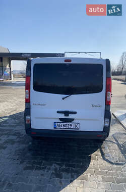 Грузовой фургон Renault Trafic 2009 в  фото 7 Грузовой фургон Renault Trafic 2009 в