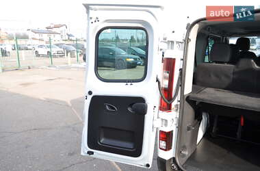 Мінівен Renault Trafic 2021 в 