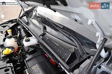 Мінівен Renault Trafic 2021 в 