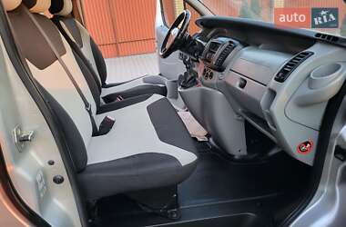 Мінівен Renault Trafic 2005 в 
