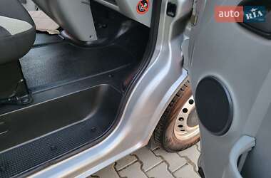 Мінівен Renault Trafic 2005 в 