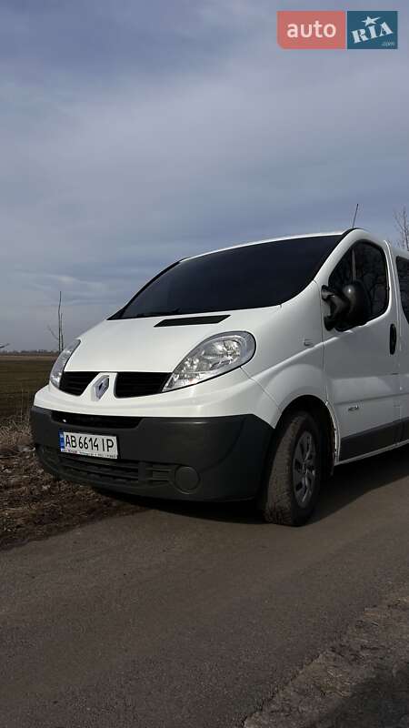 Минивэн Renault Trafic 2014 в Казатине