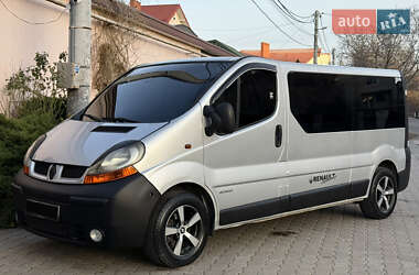 Вантажний фургон Renault Trafic 2004 в Одесі