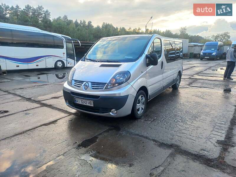 Мінівен Renault Trafic 2011 в Чернігові