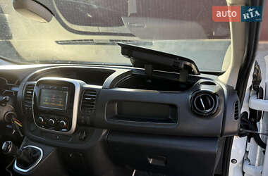 Грузовой фургон Renault Trafic 2020 в 