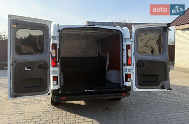 Грузовой фургон Renault Trafic 2020 в 