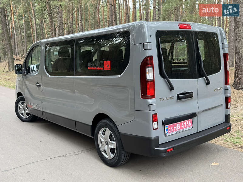 Минивэн Renault Trafic 2017 в Киеве