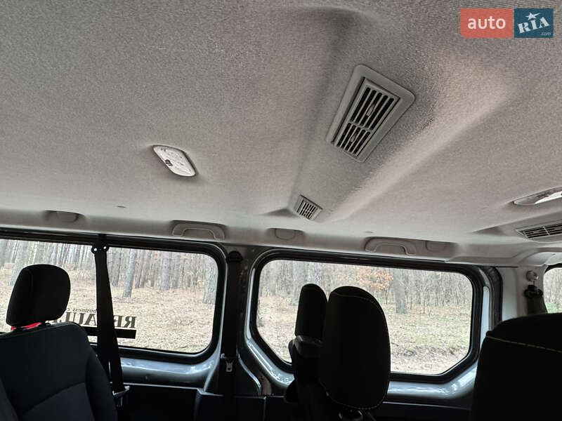 Минивэн Renault Trafic 2017 в Киеве