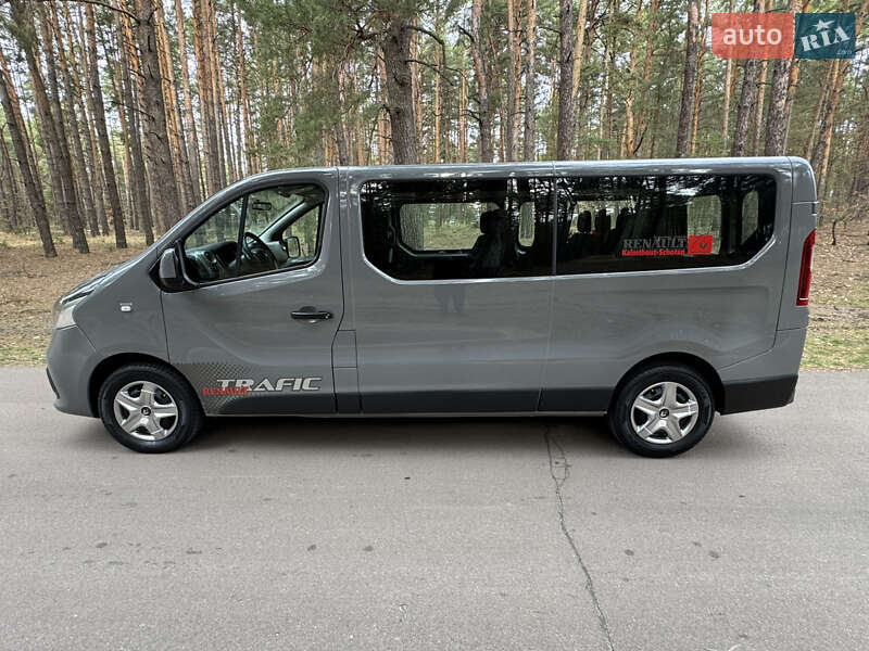 Минивэн Renault Trafic 2017 в Киеве