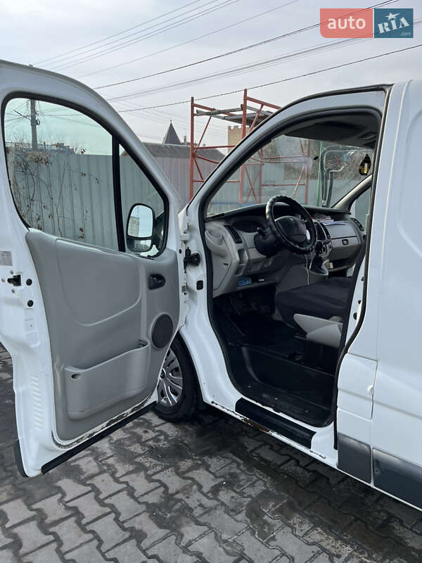 Грузовой фургон Renault Trafic 2007 в Киеве