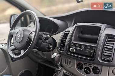 Минивэн Renault Trafic 2011 в 