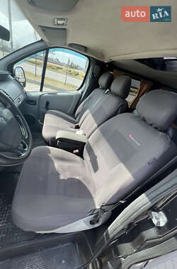 Минивэн Renault Trafic 2007 в 
