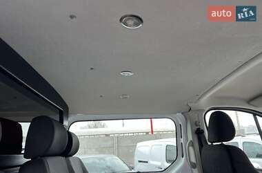 Грузопассажирский фургон Renault Trafic 2018 в 