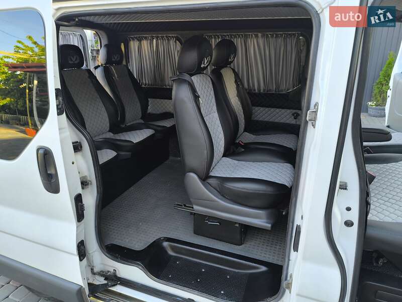 Минивэн Renault Trafic 2005 в Гайсине