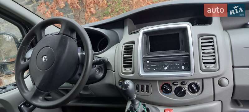 Минивэн Renault Trafic 2011 в Житомире фото 3 Минивэн Renault Trafic 2011 в Житомире