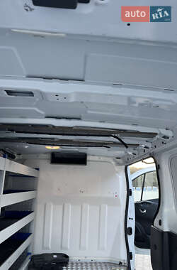 Грузовой фургон Renault Trafic 2020 в 