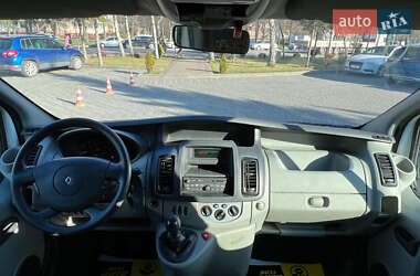 Мінівен Renault Trafic 2013 в 