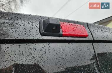 Грузовой фургон Renault Trafic 2020 в 