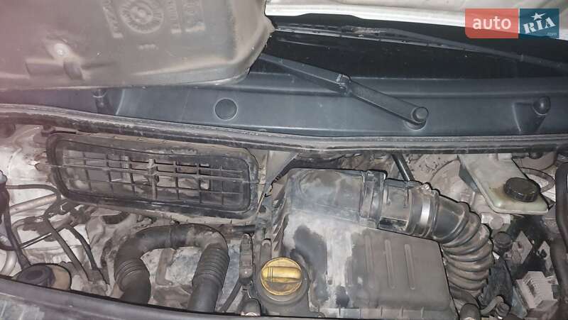 Минивэн Renault Trafic 2008 в Днепре