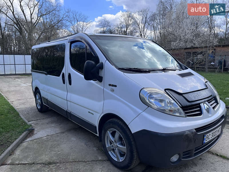 Мінівен Renault Trafic 2011 в Бориславі