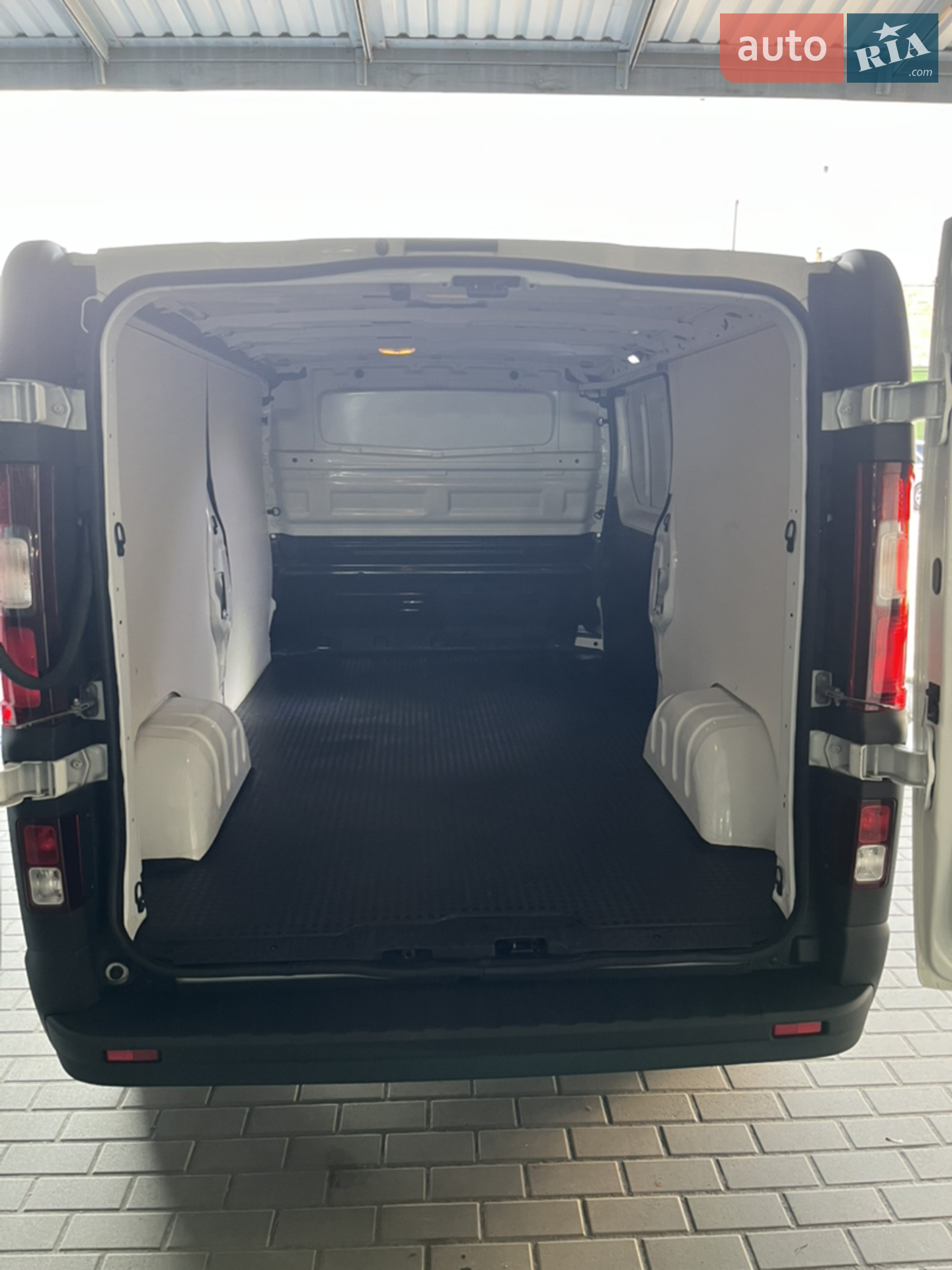 2019 Renault Trafic - мініатюра 9