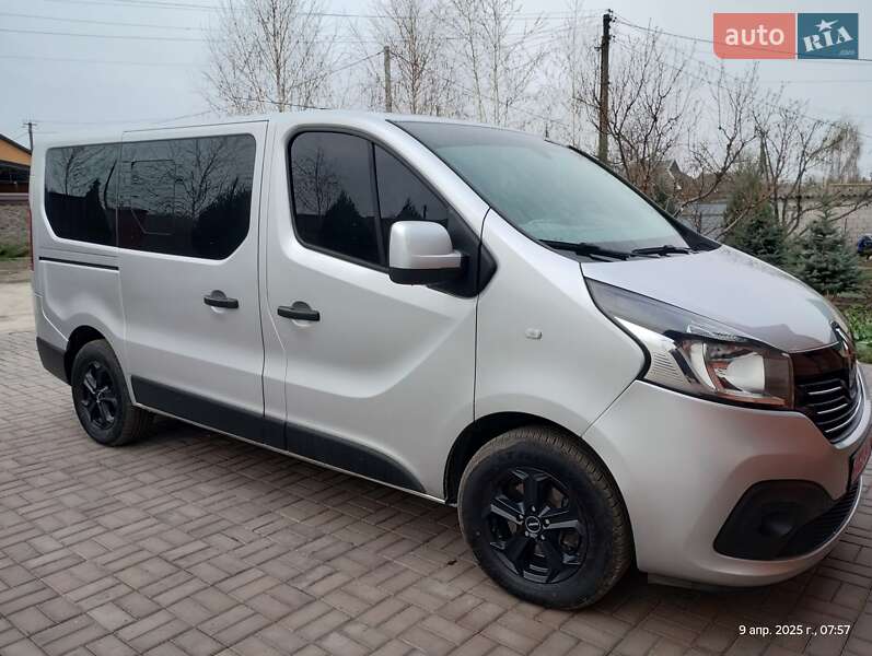 Мінівен Renault Trafic 2017 в Дніпрі