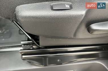 Грузовой фургон Renault Trafic 2020 в 