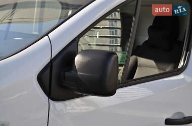 Грузовой фургон Renault Trafic 2019 в 
