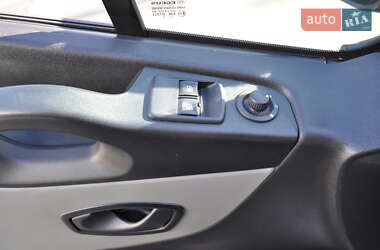 Грузовой фургон Renault Trafic 2019 в 