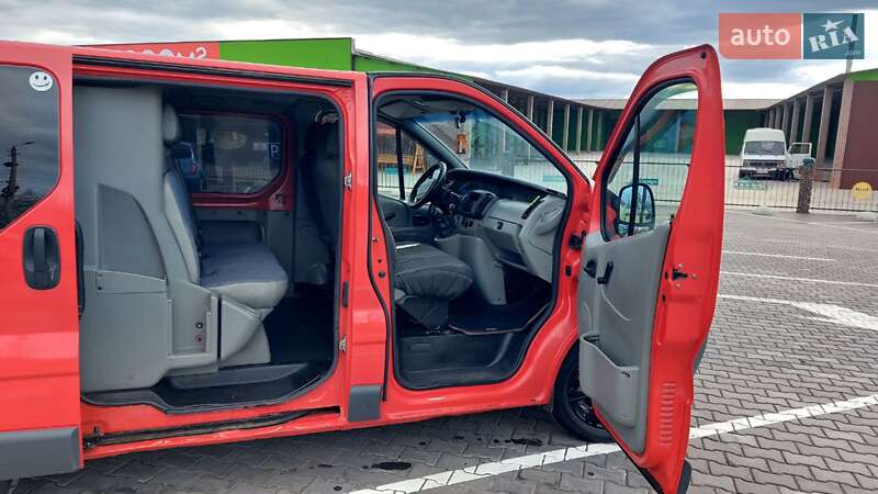 Минивэн Renault Trafic 2003 в Вознесенске