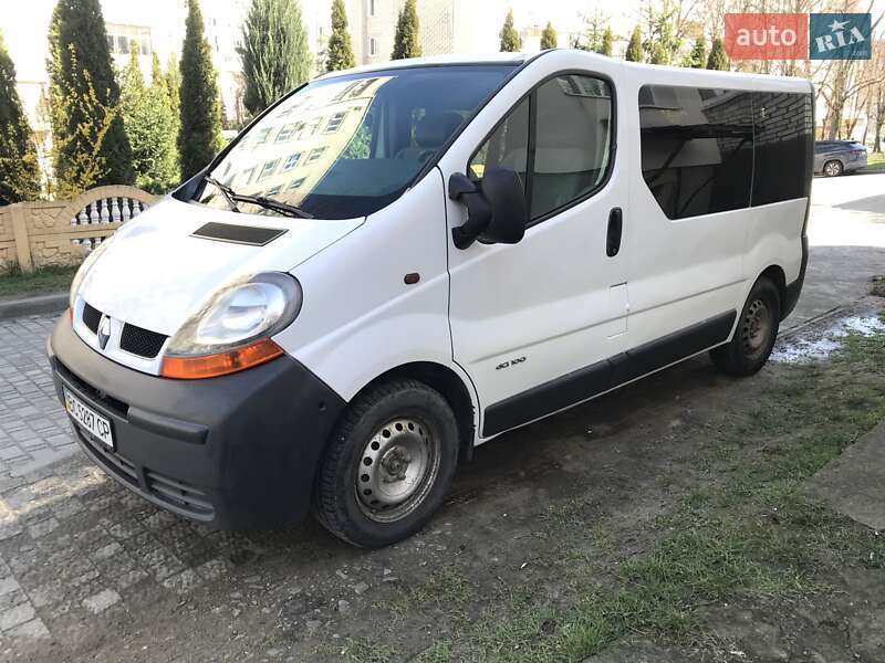 Мінівен Renault Trafic 2006 в 