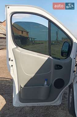 Грузовой фургон Renault Trafic 2005 в 