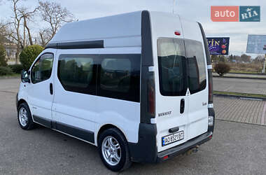Минивэн Renault Trafic 2004 в 