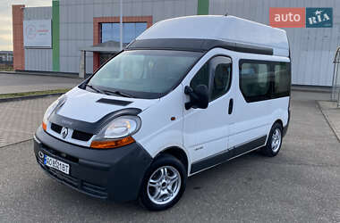 Минивэн Renault Trafic 2004 в 