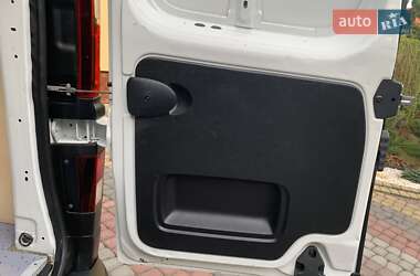 Грузовой фургон Renault Trafic 2020 в 