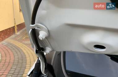 Грузовой фургон Renault Trafic 2020 в 