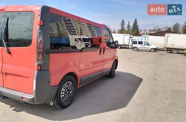 Минивэн Renault Trafic 2005 в 
