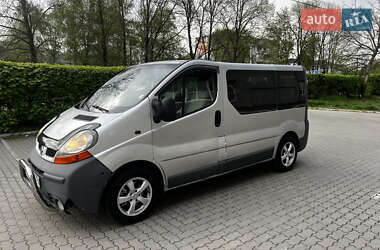 Минивэн Renault Trafic 2006 в 