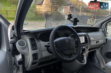 Минивэн Renault Trafic 2006 в 