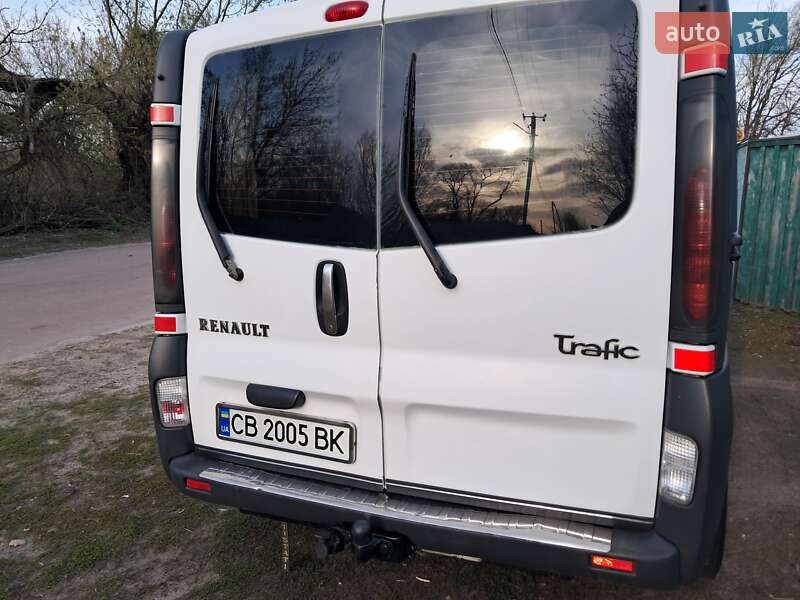 Минивэн Renault Trafic 2005 в Сновске фото 3 Минивэн Renault Trafic 2005 в Сновске