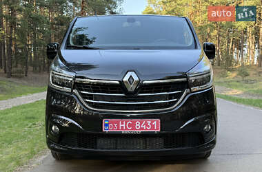 Минивэн Renault Trafic 2021 в 