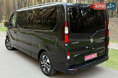 Минивэн Renault Trafic 2021 в 