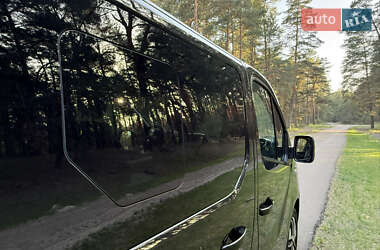 Минивэн Renault Trafic 2021 в 
